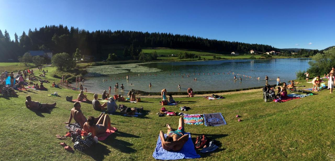 Gite Avec Terrasse Et Belle Vue - Chaletnelda Com Lamoura Dış mekan fotoğraf