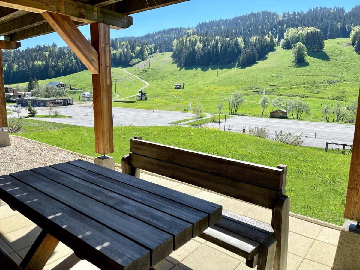 Gite Avec Terrasse Et Belle Vue - Chaletnelda Com Lamoura Dış mekan fotoğraf