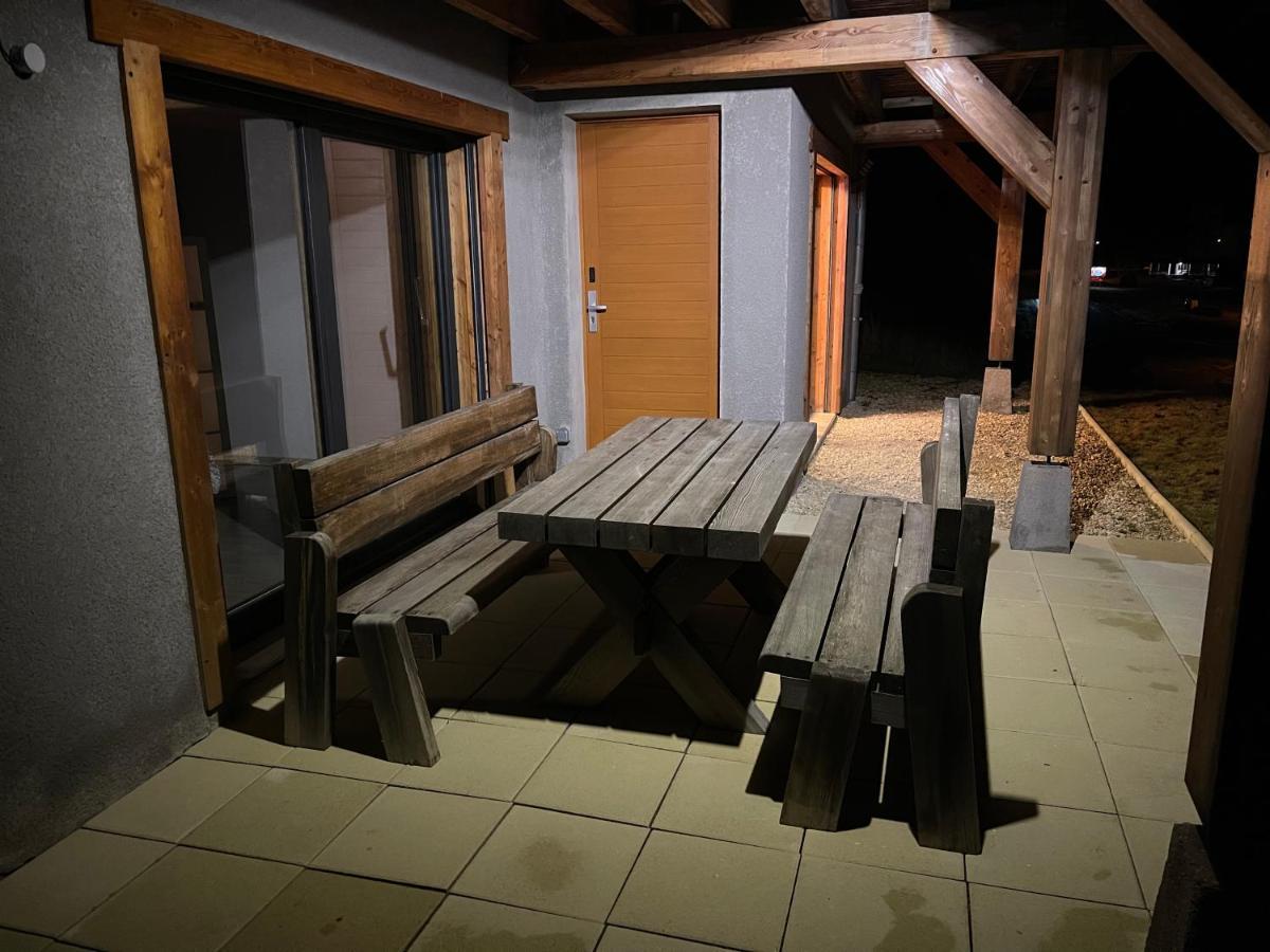 Gite Avec Terrasse Et Belle Vue - Chaletnelda Com Lamoura Dış mekan fotoğraf